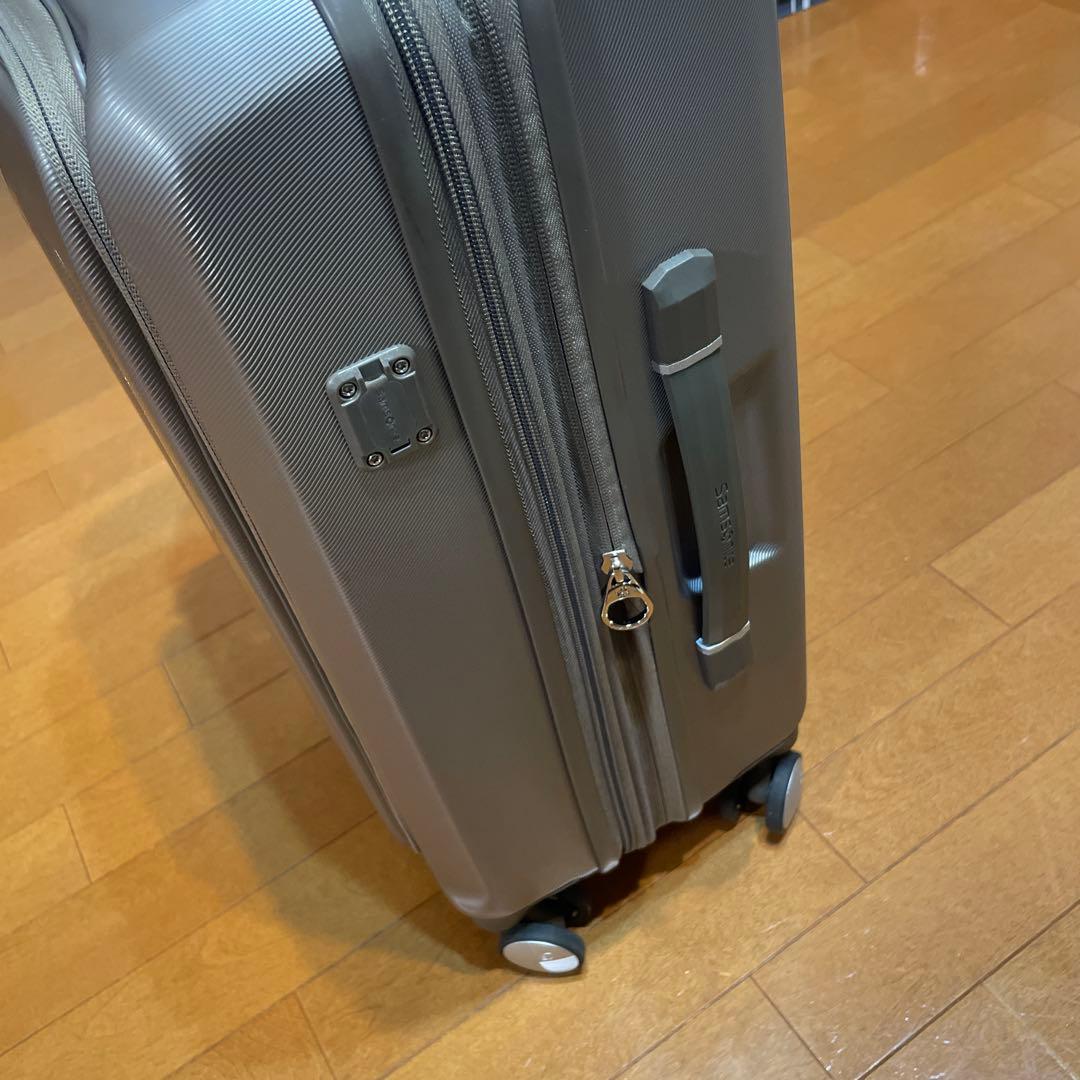 サムソナイト　スーツケース　ジャストライト