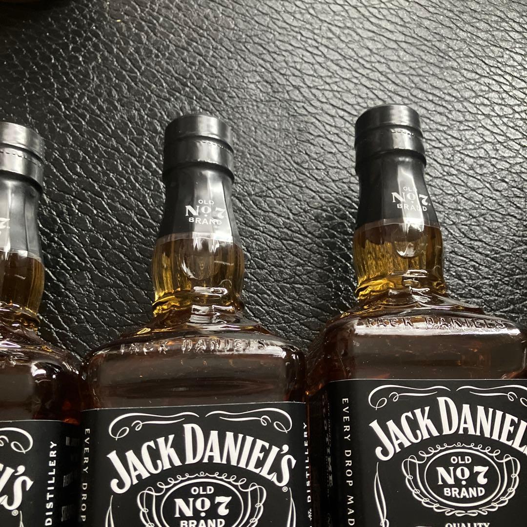 ジャックダニエル　ウイスキー　4本　ボトル