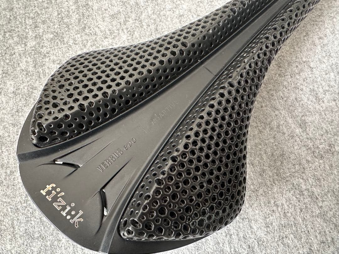 fizik フィジーク アンタレス VERSUS EVO R1 ADAPTIVE