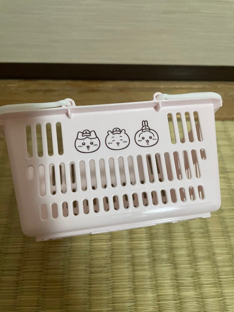 ちいかわ デスクトップから見守るひっかけぬいぐるみ 3個➕ミニカゴセット