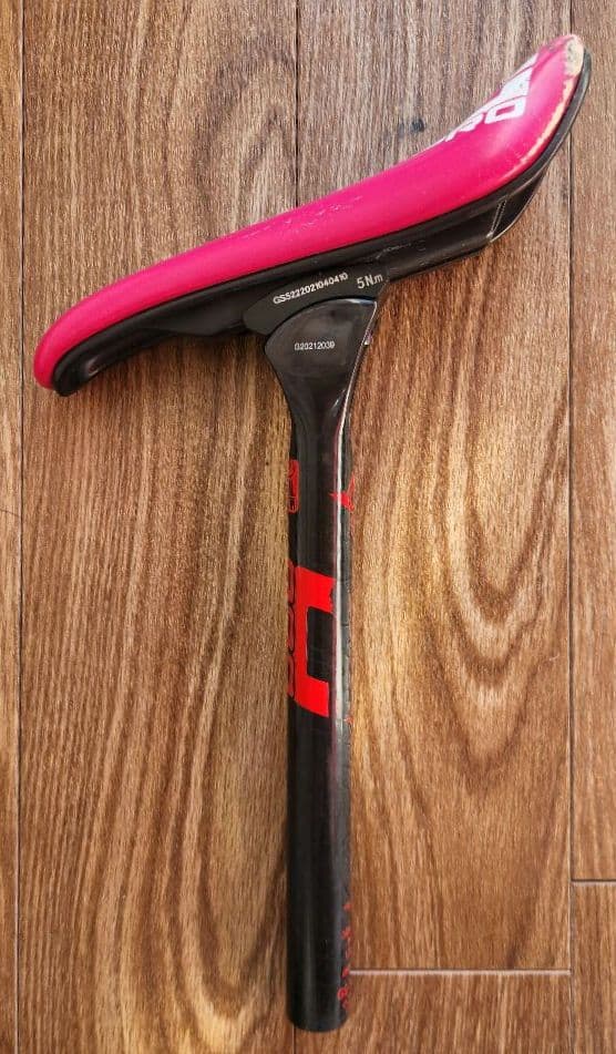 gipsy 可変レーシングサドル７０幅　 可変サドルシートポスト22.2mm