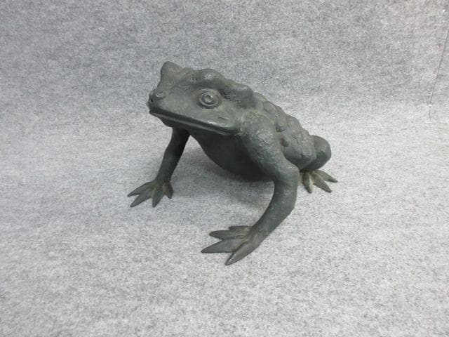 古銅銅製がまがえる置物 [B25868]水を出すことが出来る