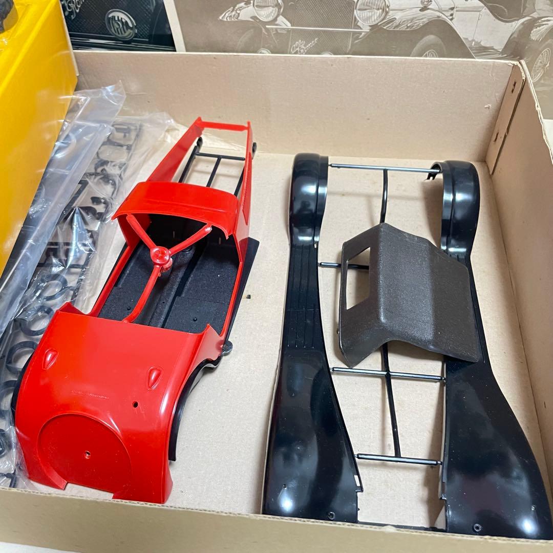 Alfa Romeo Gran Sport 1/12 スケール 未組立キット