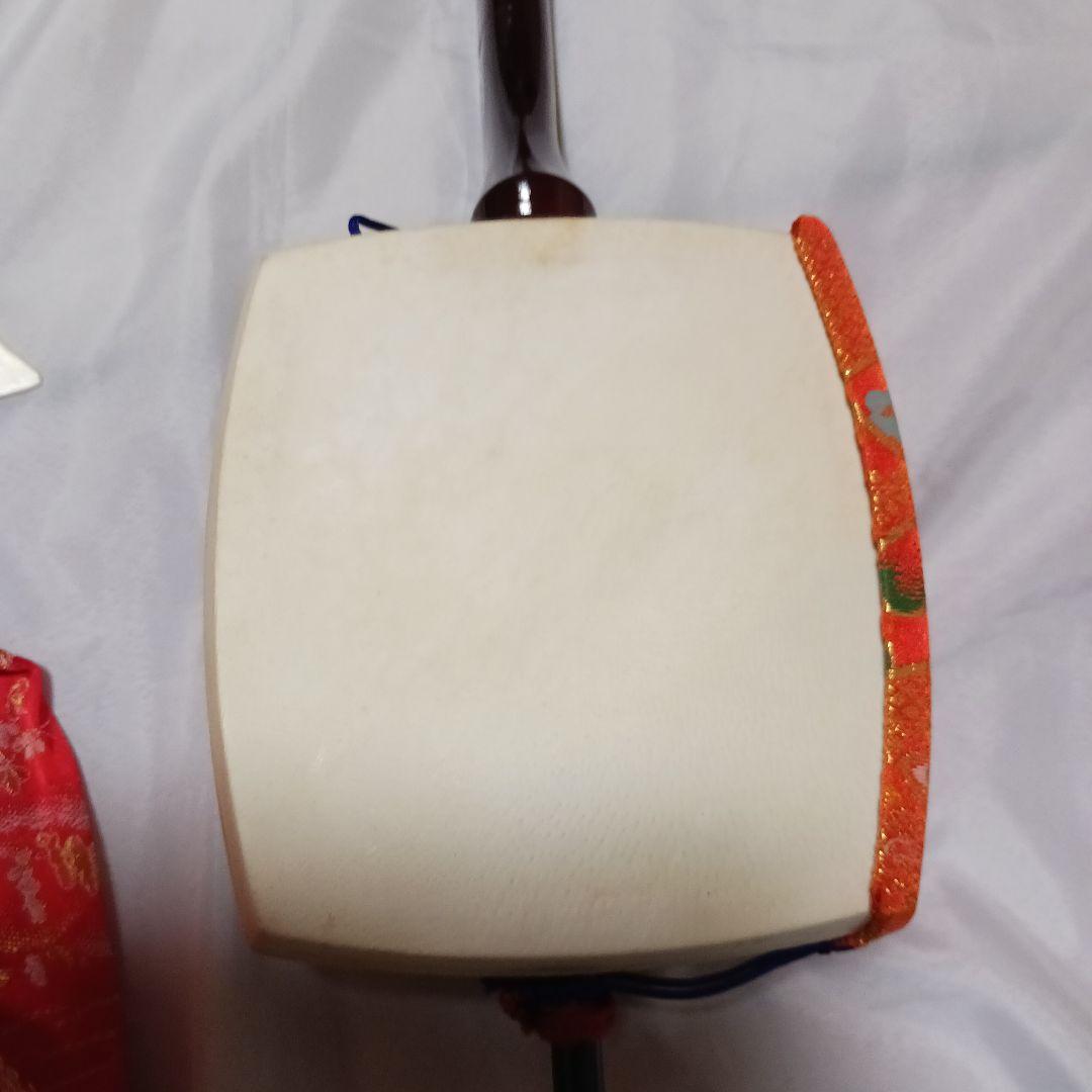 三味線　全長70cm 3.5cmの破れあります