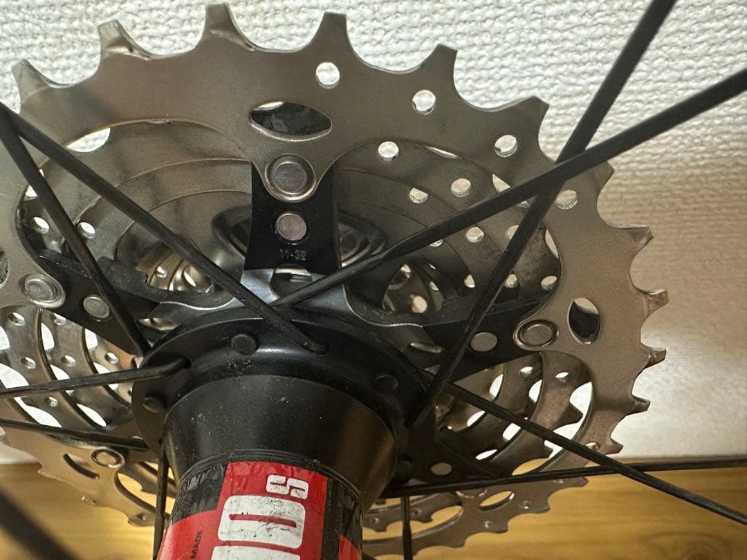 FFWD F6R チューブラー