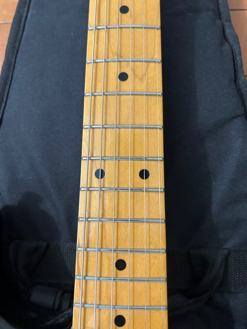￼ Fender Japan ST57-TX ピックガードカスタム