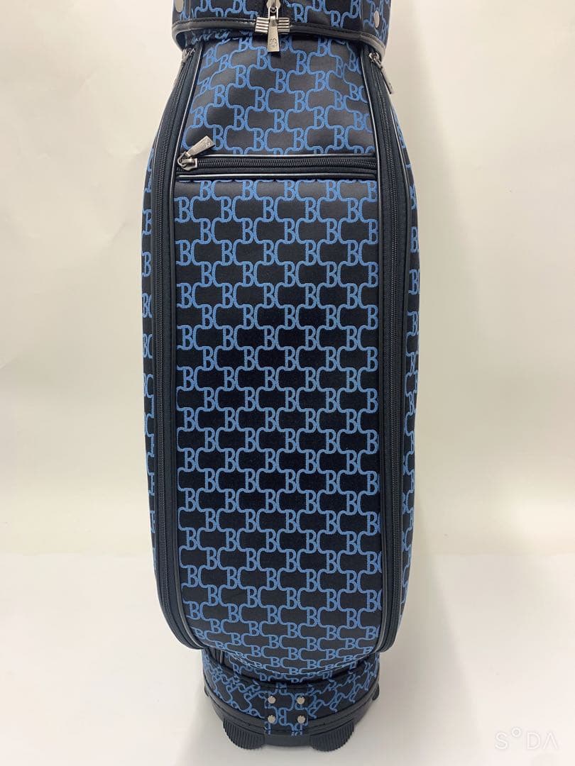 新品  ブラッククローバー キャディバッグ ヘッドカバー付き ブルー