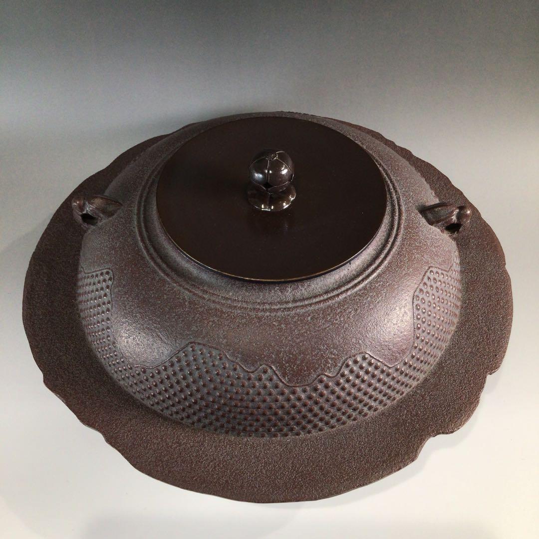 Ｐ７４２　茶釜　『釜師　佐藤清光造』『遠山霰』『透木釜』　共箱　茶道具