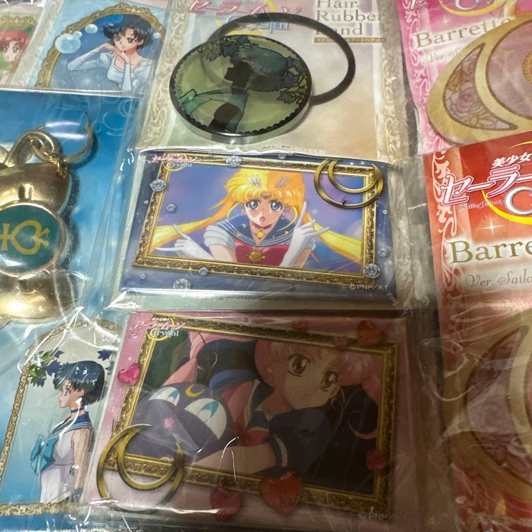 美少女戦士セーラームーン クリスタル バレッタ 缶バッジ チャーム ヘアゴム