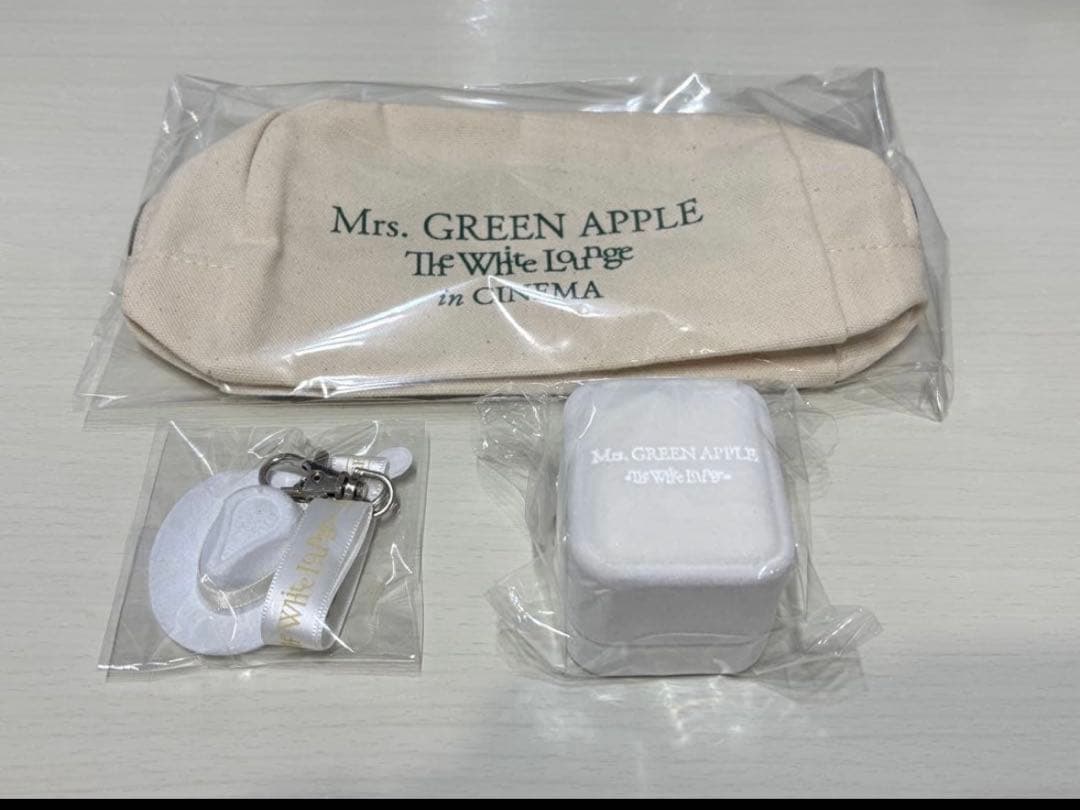 The White Lounge グッズBOX・10購入特典タンブラー等