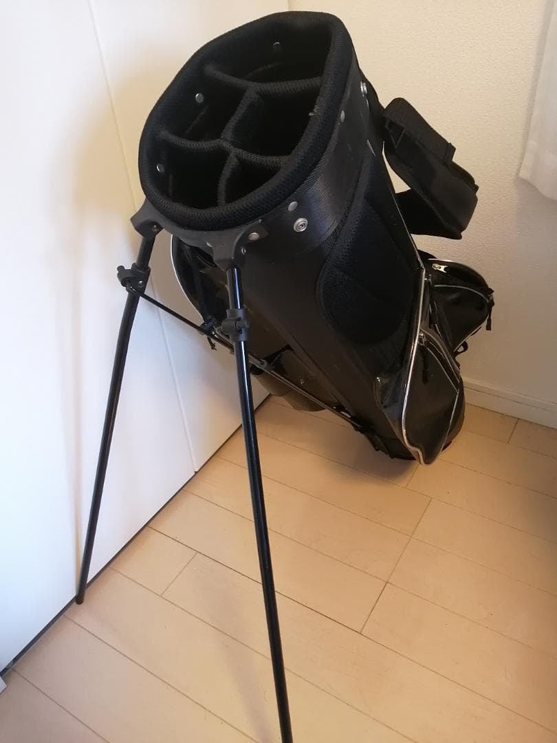 【中古】ゴルフバッグ　3脚_黒