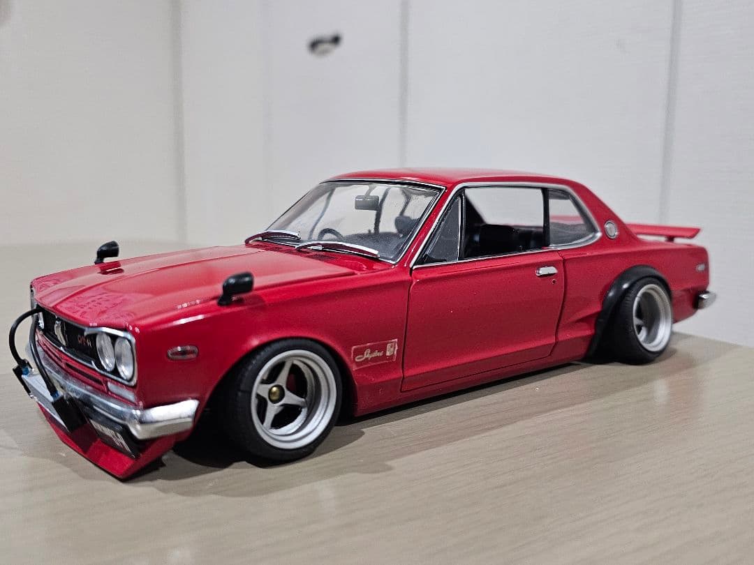 京商　1/18　日産　スカイライン　GT−R 　(KPGC10)