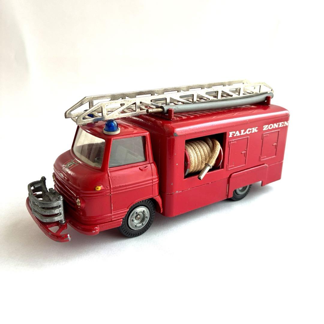 TEKNO 459 ボルボ FALCK ZONEN 消防車 15cm