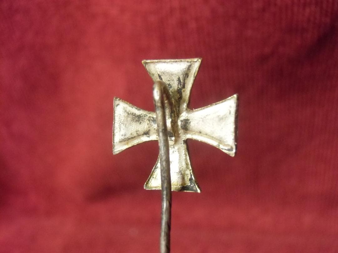 Ｗ帝政ドイツ軍/プロイセン王国＊１８１３鉄十字勲章２級ピン（実物）