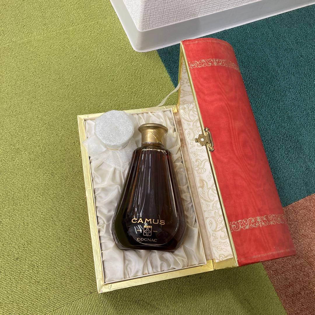 メ⑥ CAMUS Baccarat COGNAC 1863