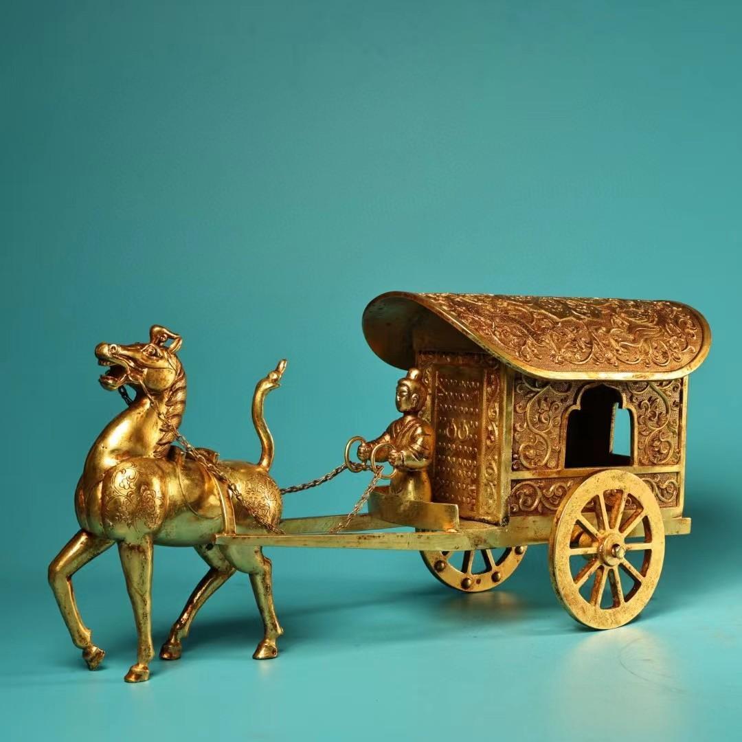 中国古美術・旧蔵鏨刻鎏金の馬車・純銅製・高浮彫り・置物・文房具・風水開運・純手作