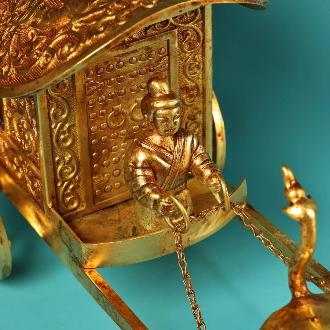 中国古美術・旧蔵鏨刻鎏金の馬車・純銅製・高浮彫り・置物・文房具・風水開運・純手作