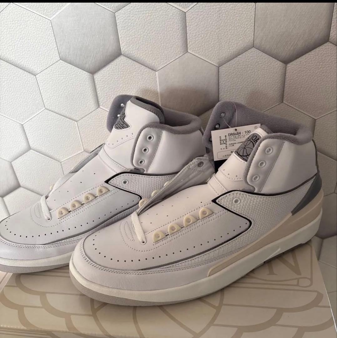 NIKE Air Jordan 2 ホワイト/グレー　rétro