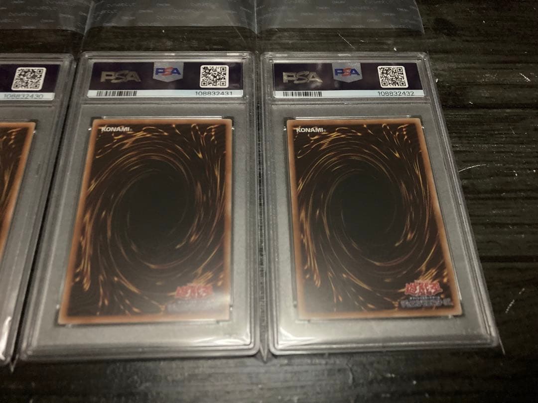 【鑑定品】遊戯王　結束と絆の魔導師　25th PSA10 連番