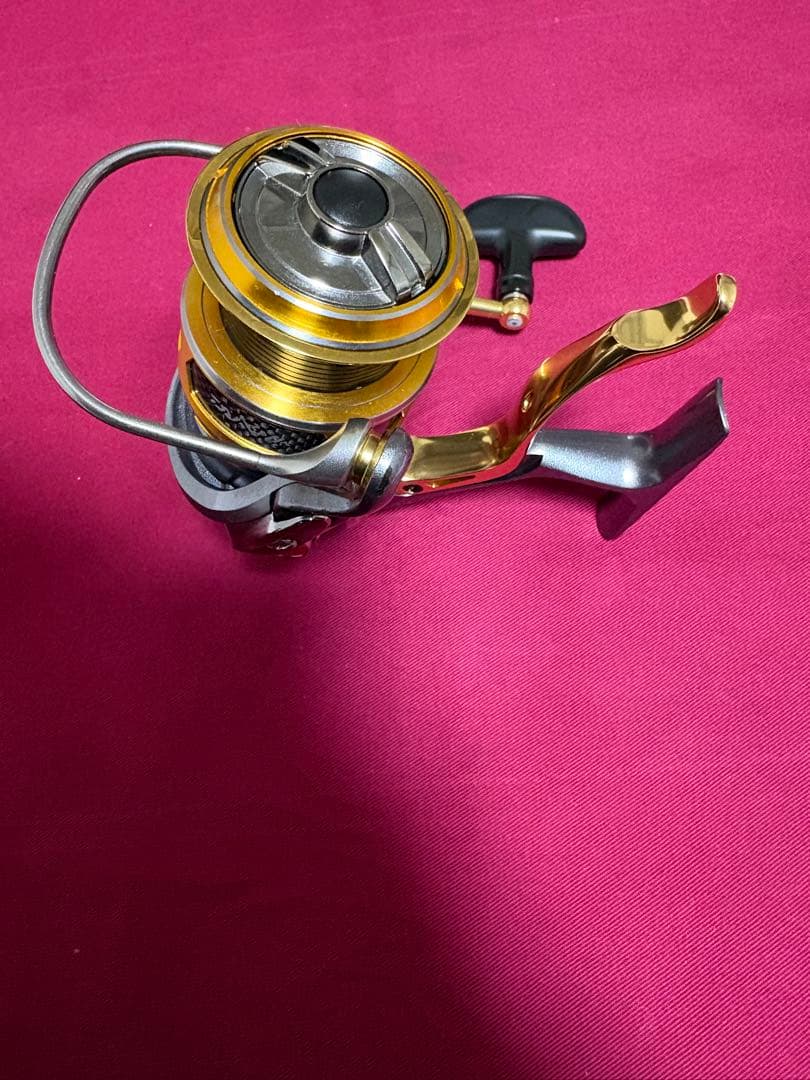 ダイワ トーナメント ISO 3000SH-LBD レバーブレーキ 磯用