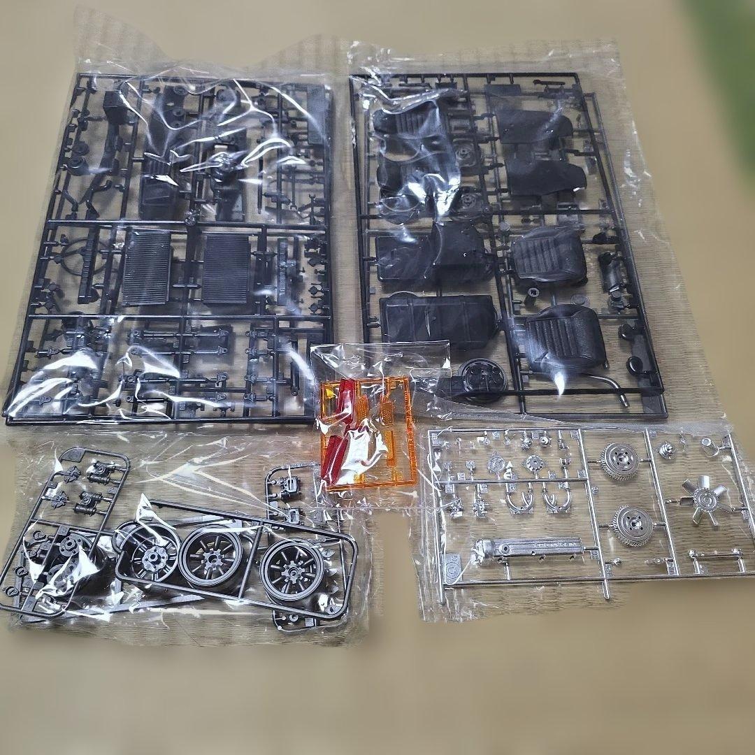 タミヤ 1/12 FAIRLADY 240ZG STREET-CUSTOM