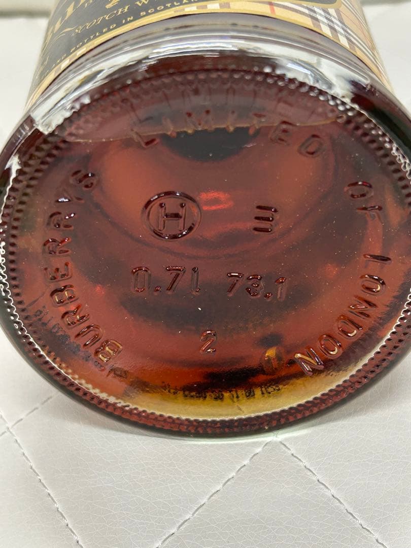 【希少レア古酒】Burberrys バーバリースコッチウイスキー20年700ml