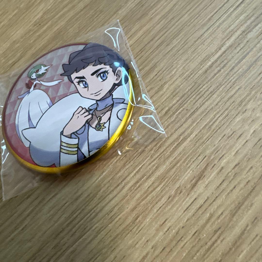 ポケモン XY カロス トレーナー 缶バッジ カルネ　メガサーナイト【4927