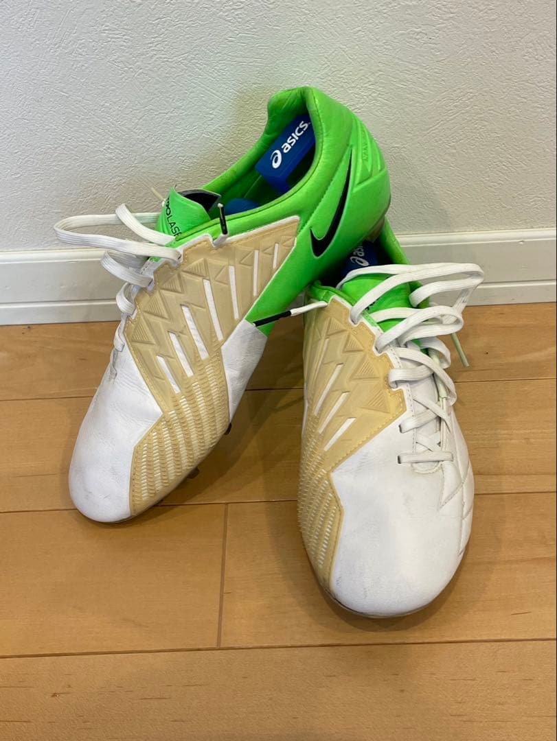 NIKE トータル 90 レーザー 27.0cm