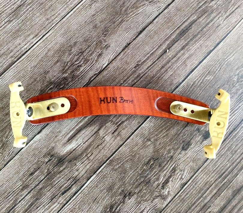 美品　バイオリン肩当て Kun Bravo　ブラボー　4/4