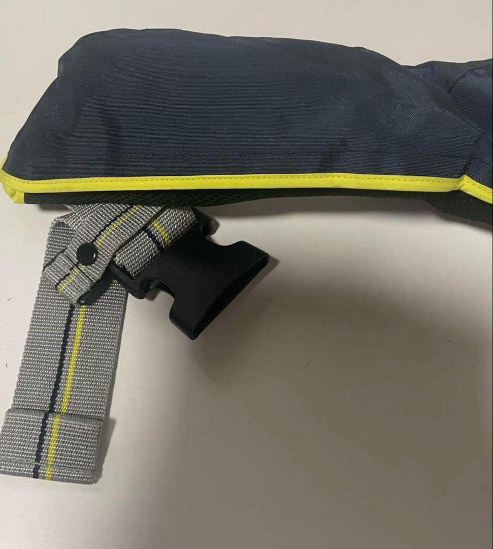 ダイワ（Daiwa）のウエスト型自動膨張式ライフジャケット「AQF-2212」