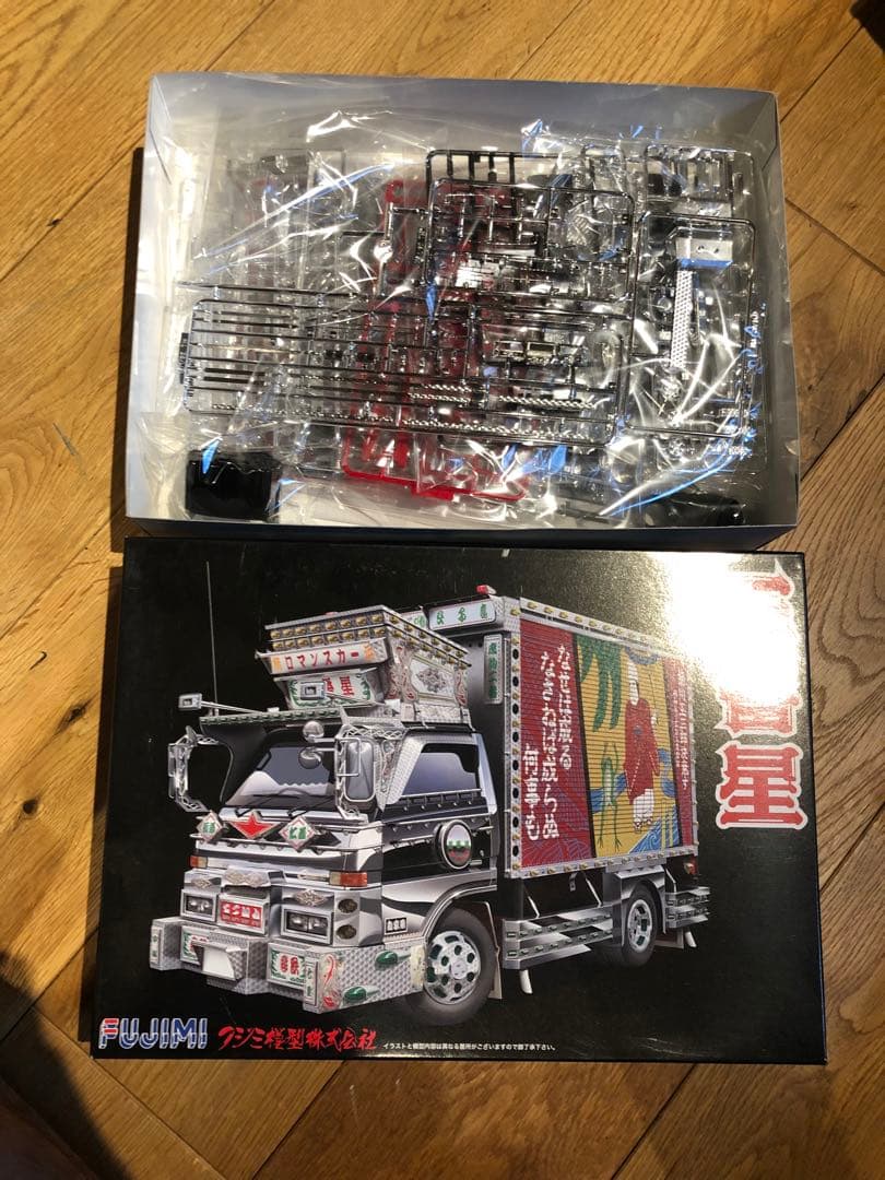 三番星 プラモデル　デコトラ　美品
