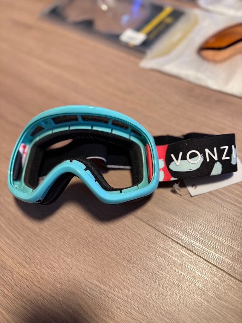 28400円　VONZIPPER ゴーグル 交換レンズ付き