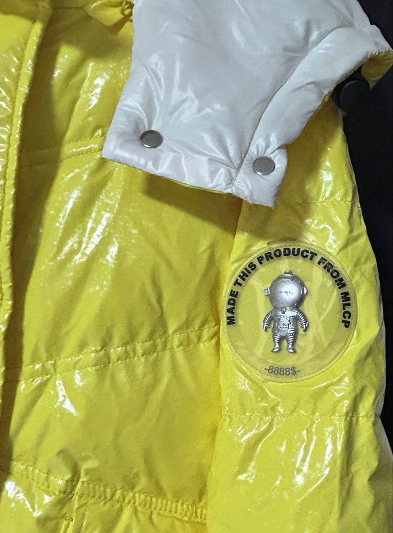 ✅ 価格が下がりました✅ フード付き ホワイトダックダウン 黄色　M