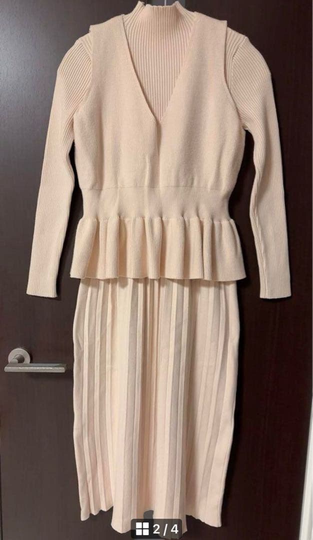 ✅ 価格が下がりました✅ フード付き ホワイトダックダウン 黄色　M