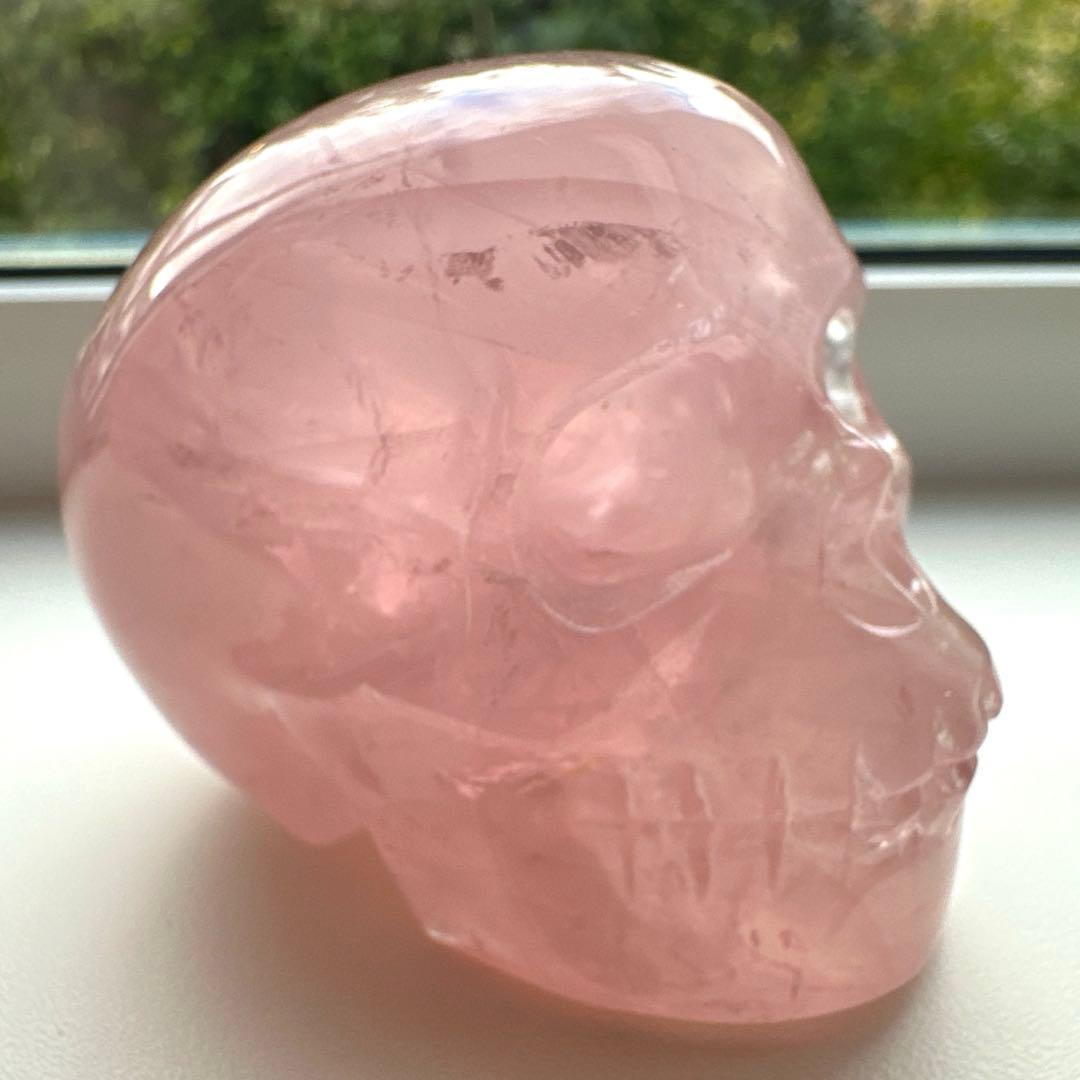ローズクォーツ　スカル　マダガスカル　濃いめ　ピンク　天然石