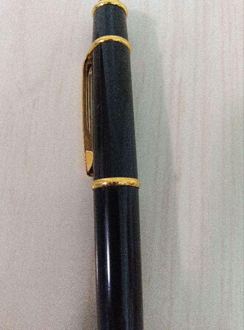 Cartierカルティエ　ボールペン☆サファイア