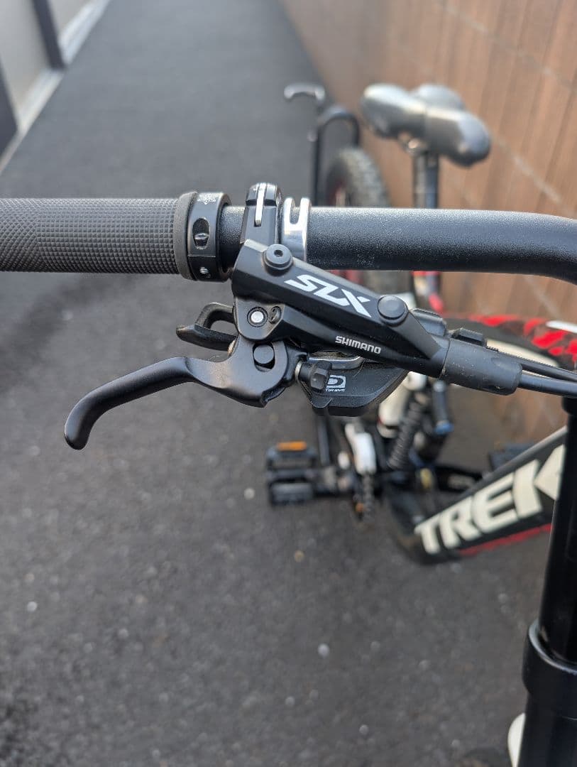 TREK Session 9.9 Carbon 26インチダウンヒルバイク