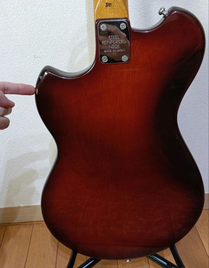 VICTOR　SG-18 ギター　アーム破損　（ビザール）