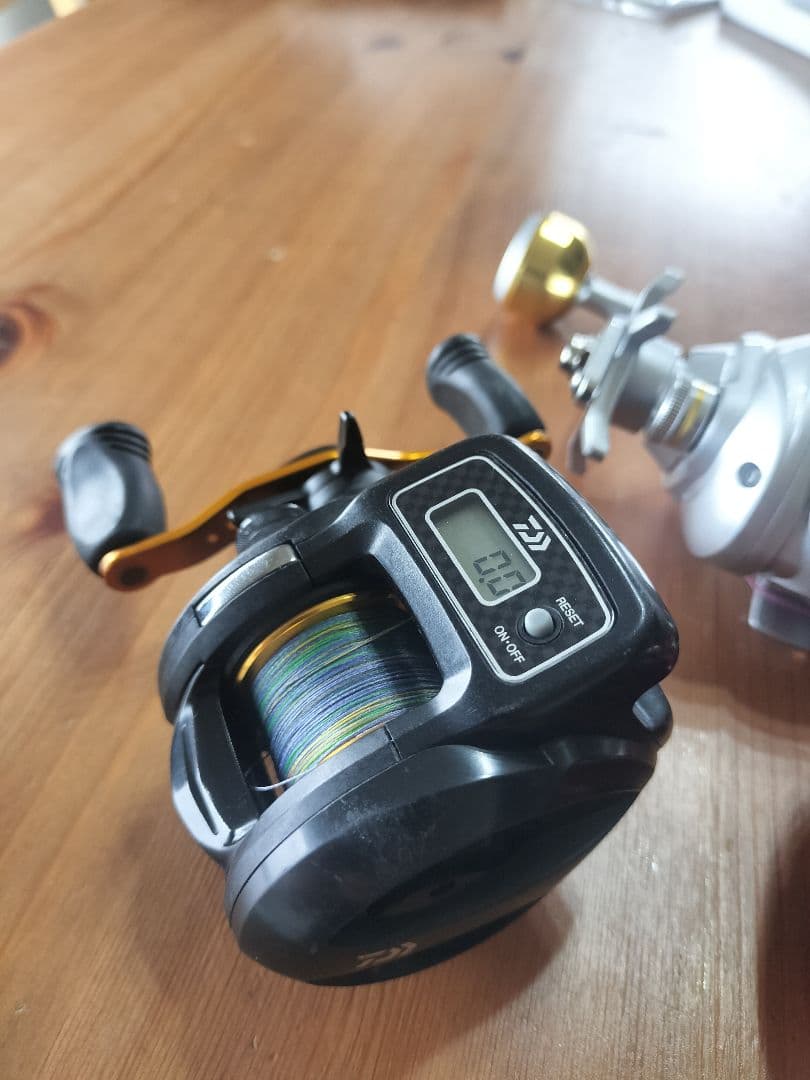 Daiwa 両軸リール　2点　無名のベイトリール　1点　　3点セット販売