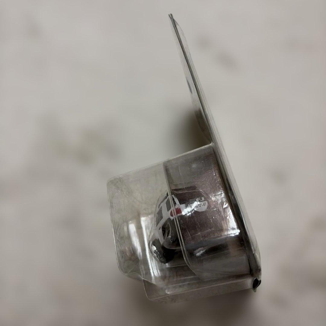 トヨタ　FJクルーザー　白　　チョロQ Q's