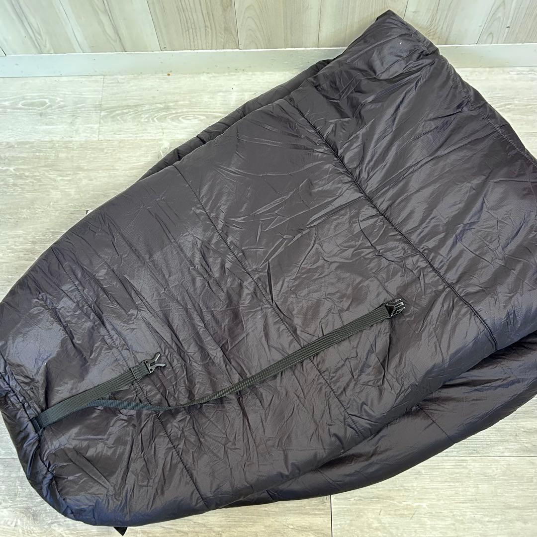 【寝袋】ナンガ VISIONPEAKS シュラフ ブラック カーキ　マミー型