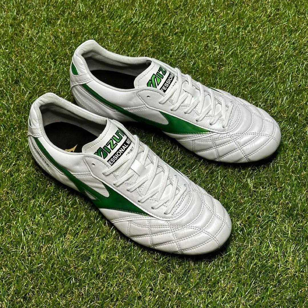 ミズノ　モレリア2ジャパン　ペイントカスタムモデル　26.0㌢