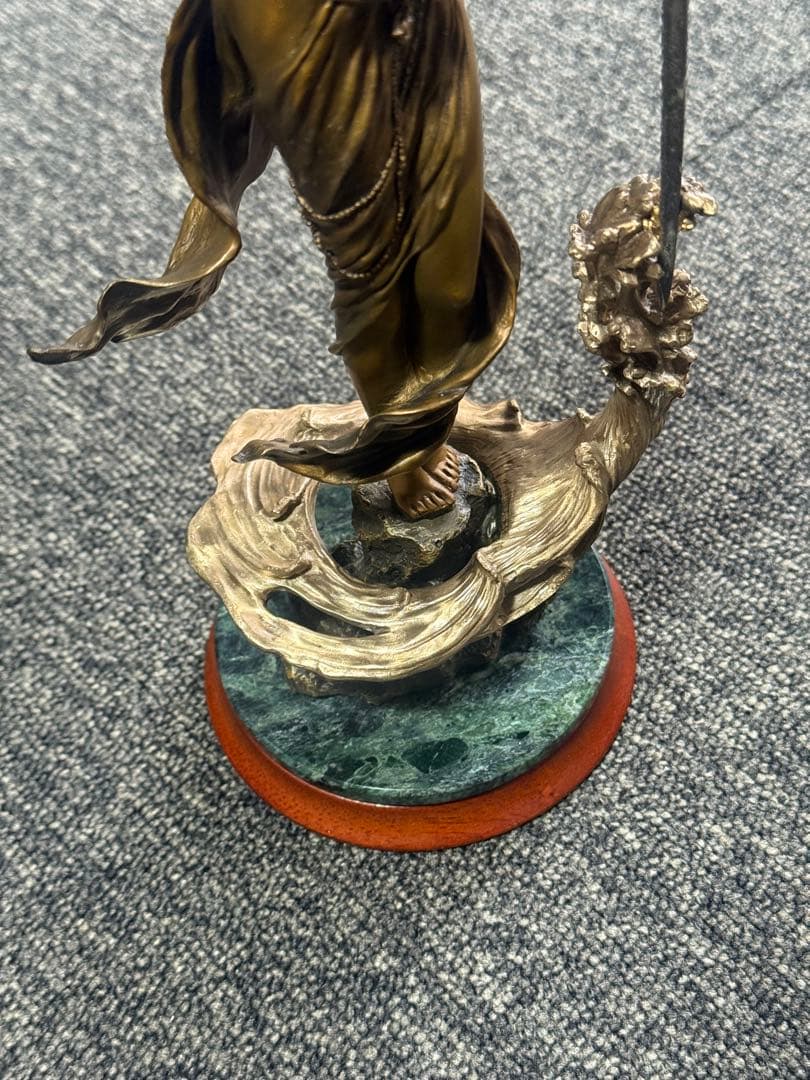 【湖の乙女】 エミリーカフマン作 フランクリンミント製 ブロンズ像 女神
