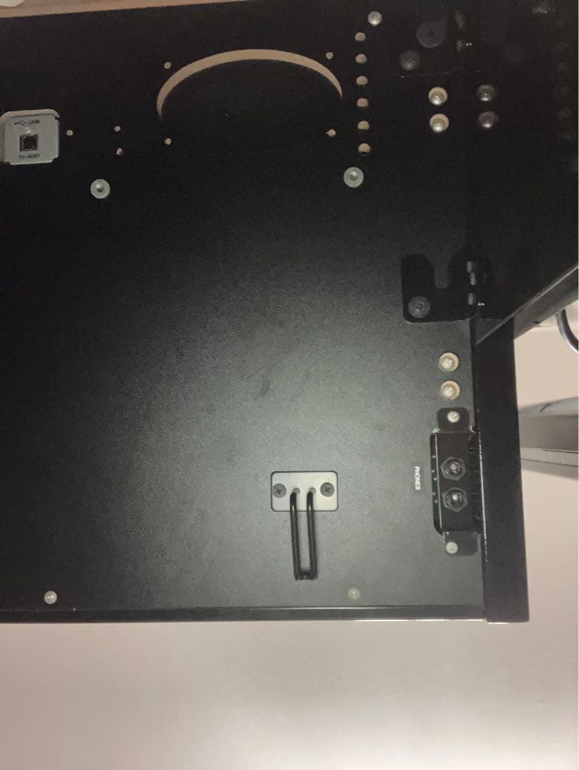 YAMAHA電子ピアノ 88鍵 黒色艶出し仕上げ　椅子付き　13年製