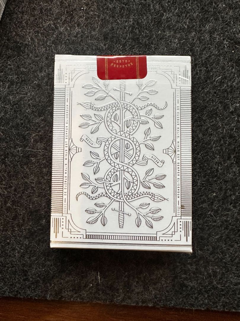 MONARCH 限定カラー　ホワイトシルバー