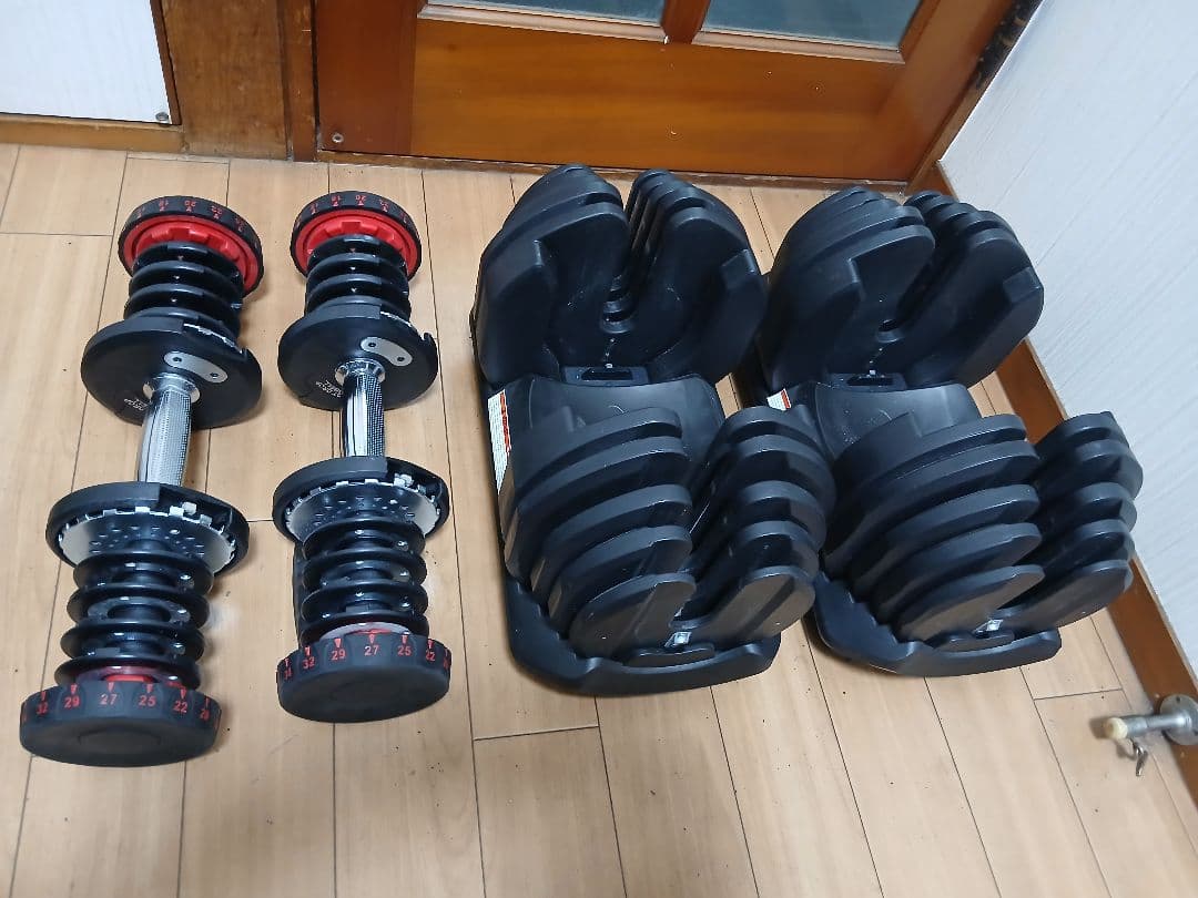 ① 可変式ダンベル 40Kg×1個/計40Kg
