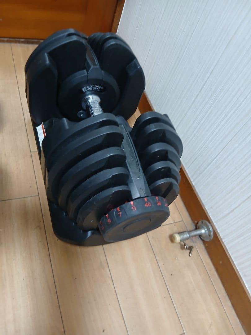 ① 可変式ダンベル 40Kg×1個/計40Kg