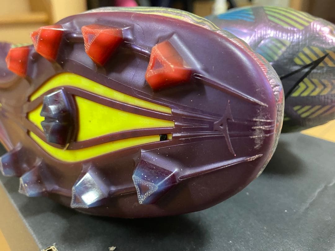 ミズノスパイク25.5