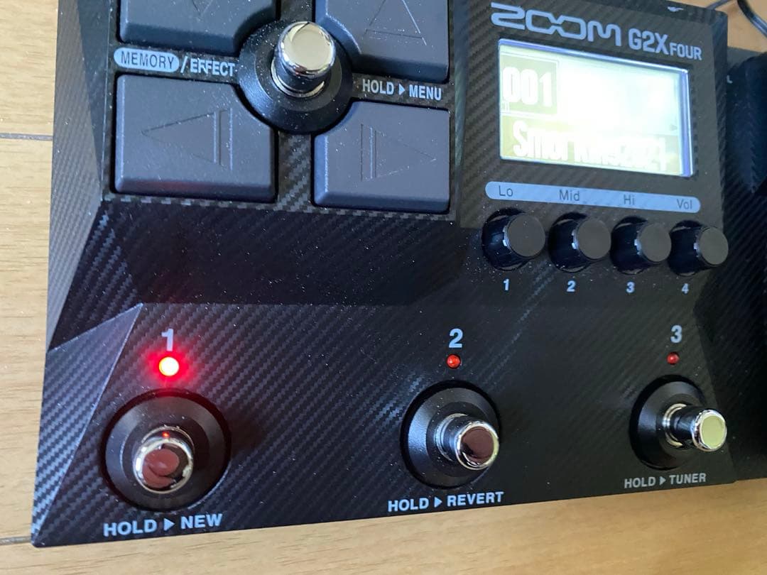 ZOOM マルチエフェクター G2X FOUR 美品 完動品 純正アダプター付き