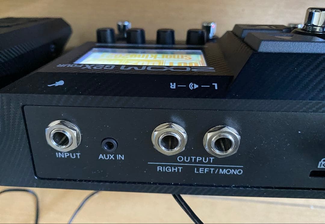 ZOOM マルチエフェクター G2X FOUR 美品 完動品 純正アダプター付き